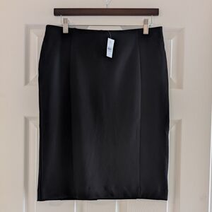 NWT Ann Taylor Classic Black Pencil Skirt M